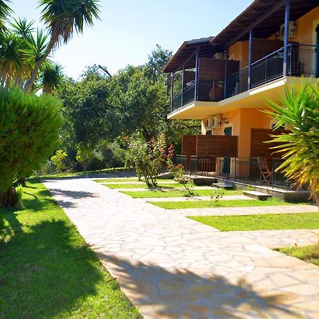Krystallia Apartments Дасия Екстериор снимка