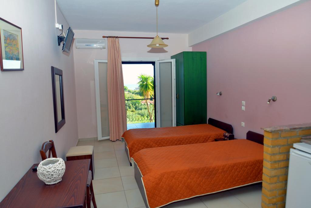 Krystallia Apartments Дасия Екстериор снимка